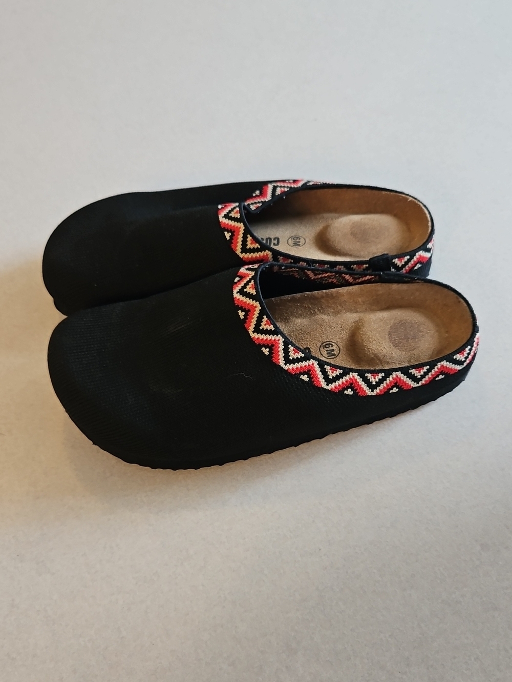 Cushionaire Black Swiss Knit Cork Clogs